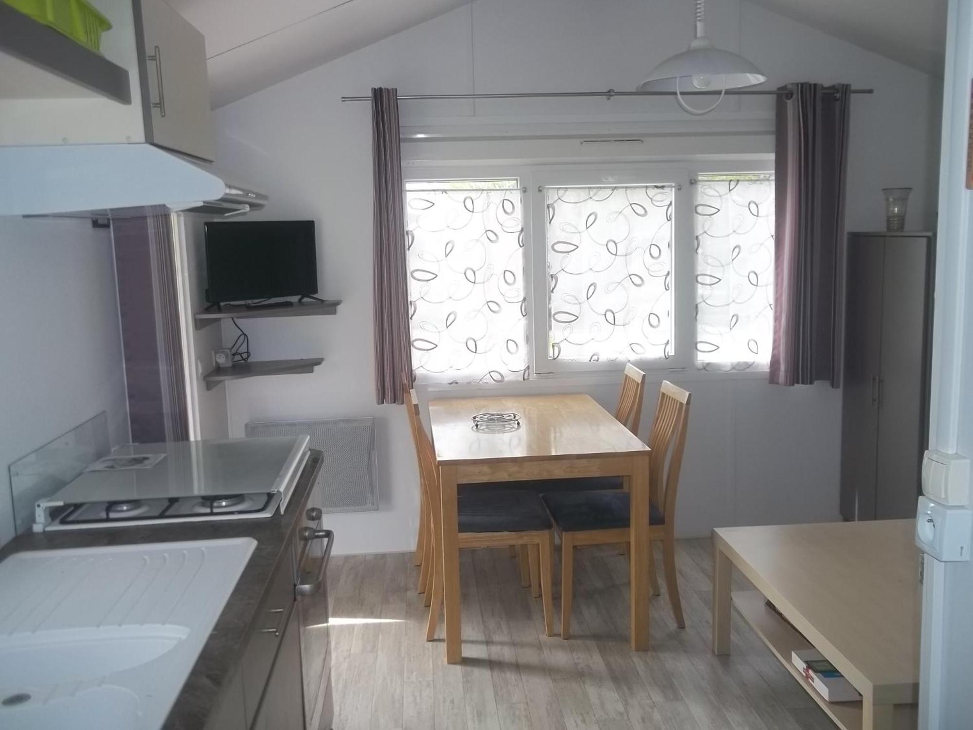 Camping Aire Du Gros Pre Lesseux 外观 照片